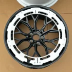 Custom 5 Holes 3-Pieces T6-6061 Forged Aluminum Wheel - Image 4