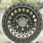 Durable 6 Holes Gunmetal Black Painting off-Road Car Wheel for 4X4 SUV - Image 3