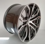 Ouya 5X120 Gray Machined Face Alloy Car Wheel Hub - Image 2